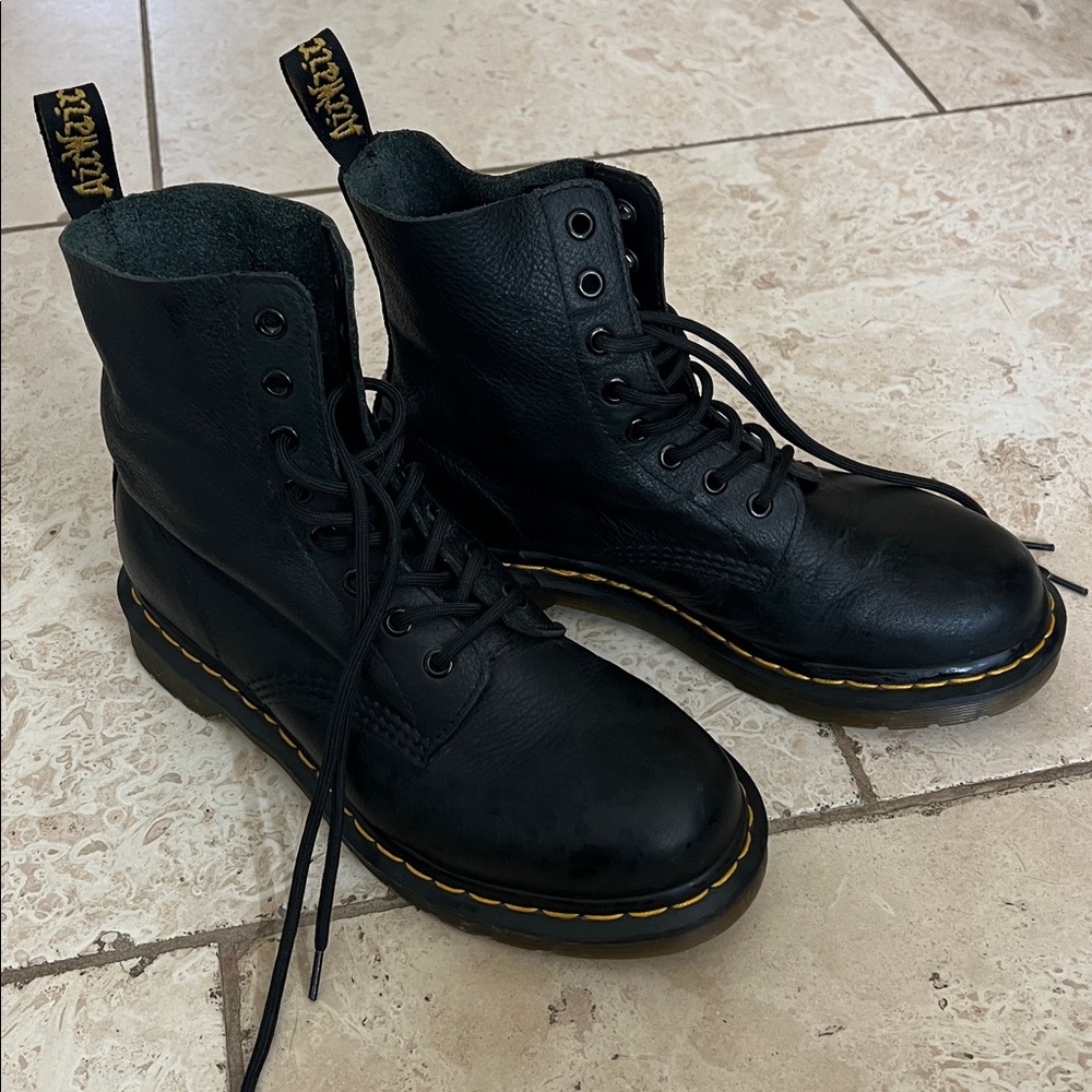 Doc Marten Dr. Martens 1460 Pascal Boot Black